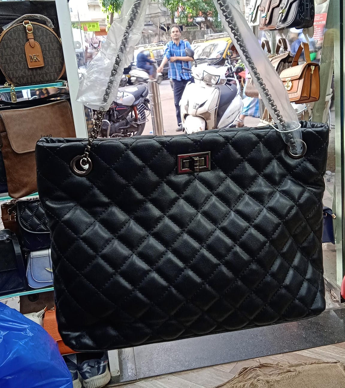 Leather Tote Bags & Purse for Girls & Women (Black)