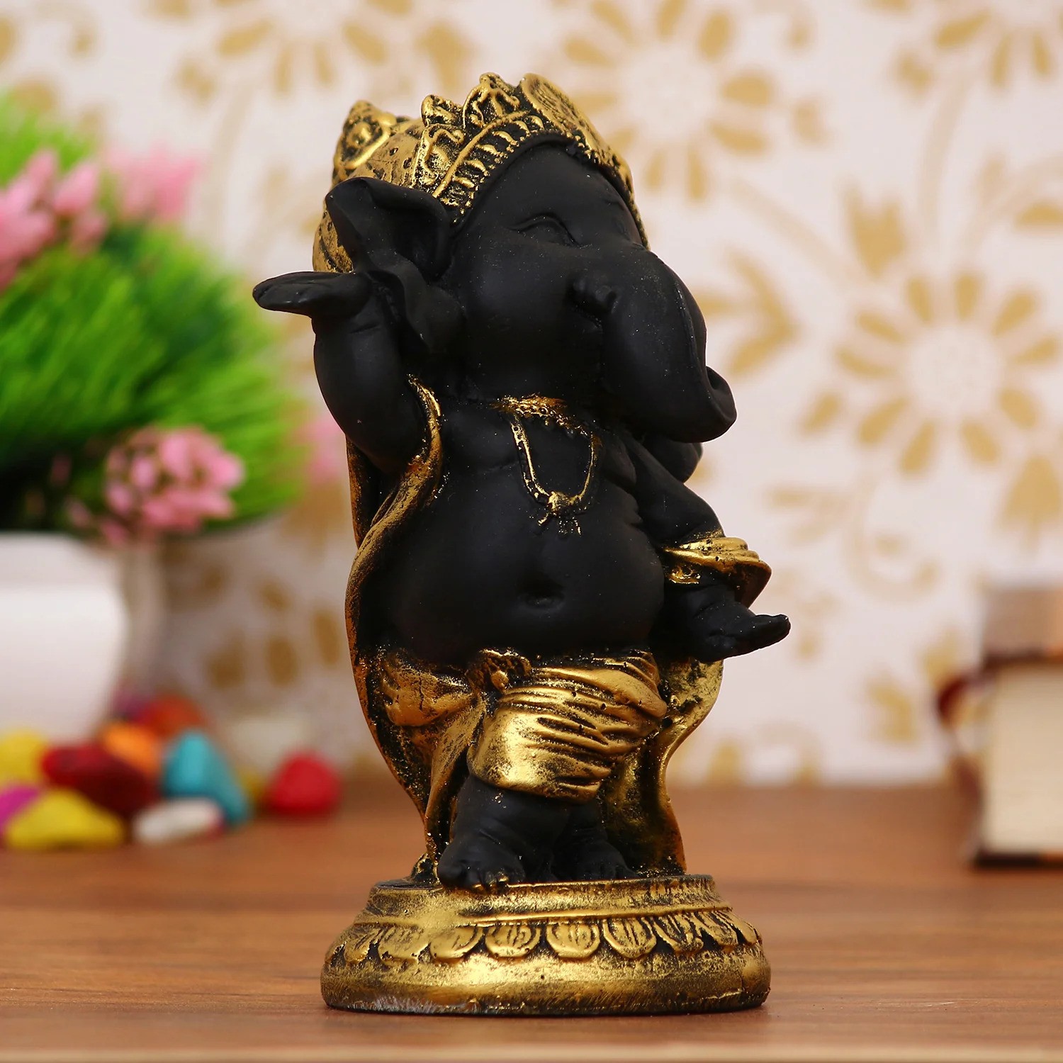 Lord Ganesha Idol Golden And Black