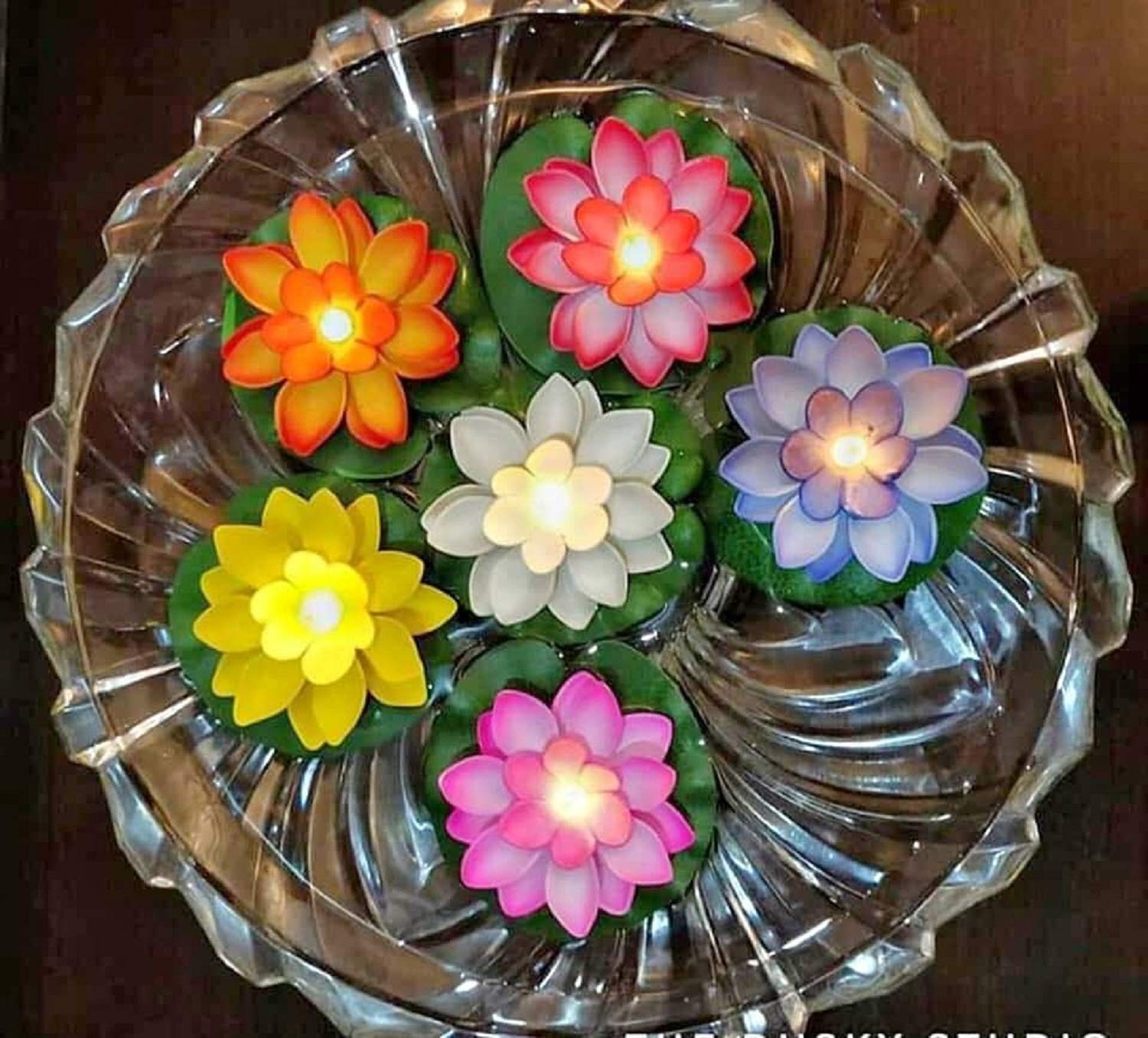Lotus Flowers Sensor Floating Tea Light, 6 Pcs