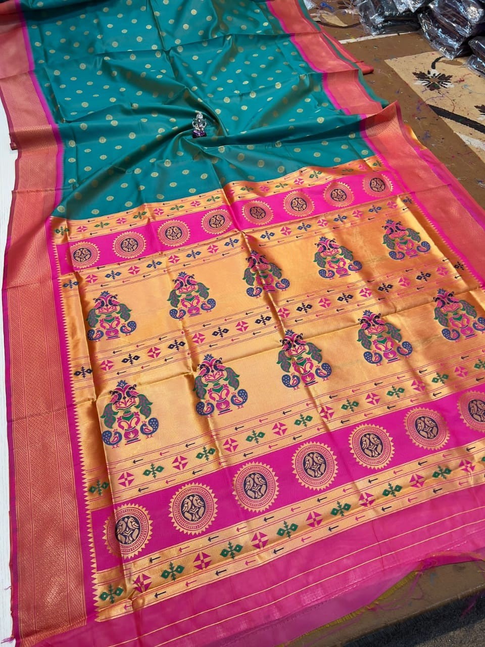 Beautiful Elegant Paithani